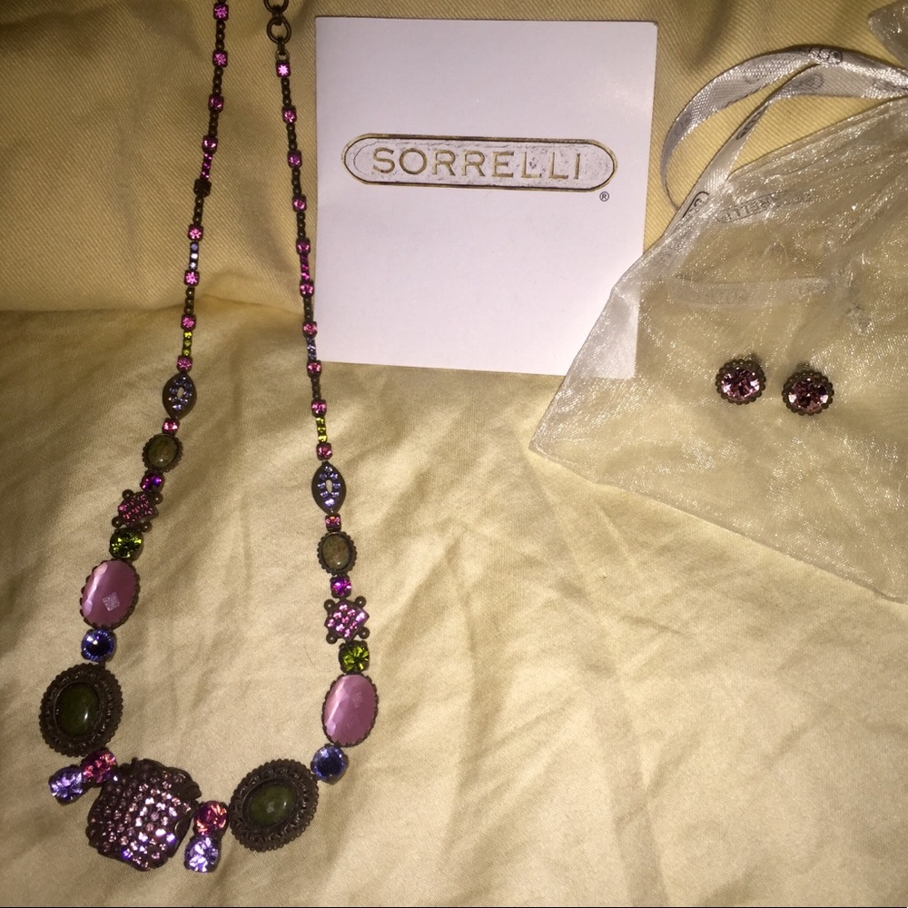 Sorrelli Necklace and Earrings.